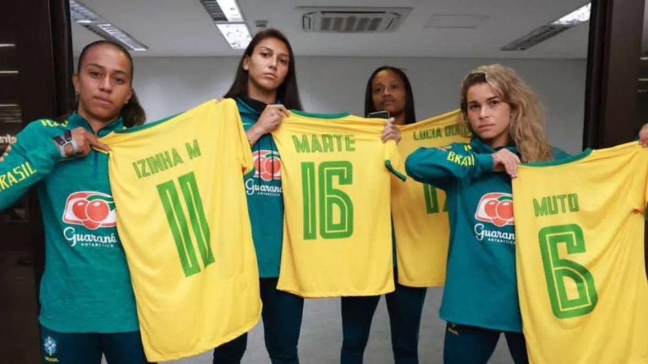 Jogadoras da seleção fazem campanha para aumentar representatividade nos games