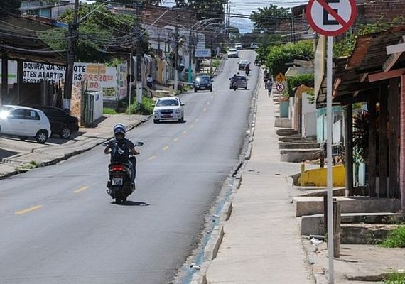 Pedestre é atropelada por motociclista na Ladeira do Calmon em Bebedouro
