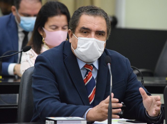 Projeto de lei estabelece diretrizes para distribuição de vacinas contra a Covid-19