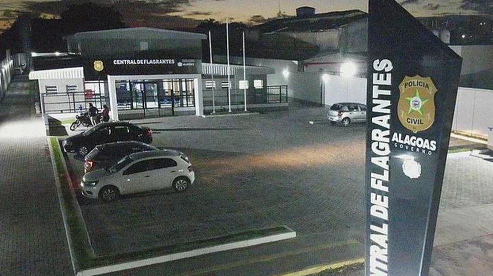 Homem é Preso Após Assaltar Passageiros de Ônibus em Maceió