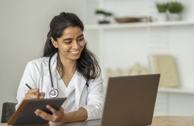 Do consultório pra tela: como a telemedicina tá mudando o jeito de cuidar da saúde