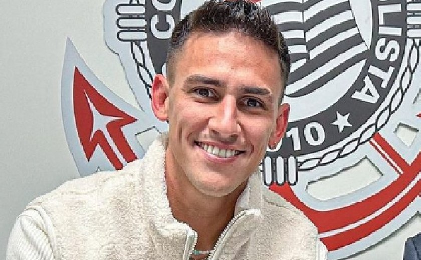 Rojas retorna e Mano Menezes ensaia Corinthians para o duelo com o Bahia