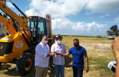 Prefeitura de Porto de Pedras aumenta frota de veículos