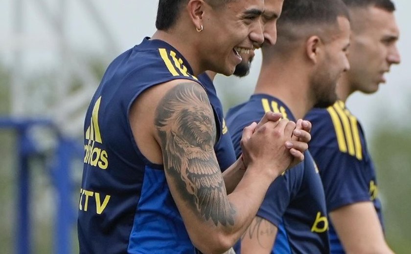 Boca Juniors perde para Racing no penúltimo jogo antes da final da Libertadores, contra o Fluminense
