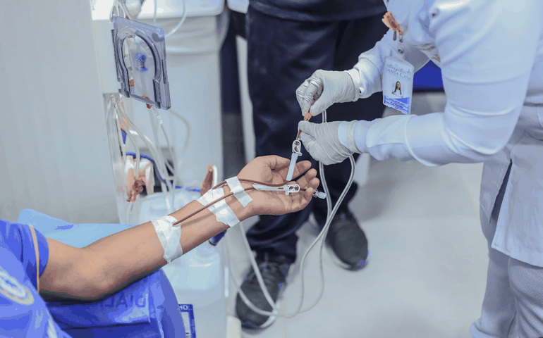 Penedo comemora início de atendimentos no Centro de Hemodiálise Dr. Hélio Lopes