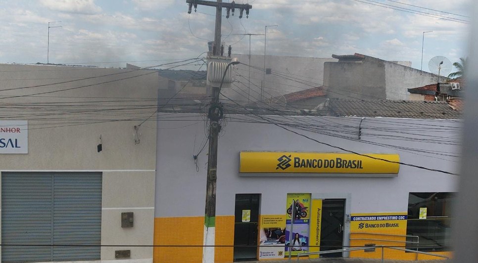 Agência bancária pega fogo em Nossa Senhora das Dores / Foto: Foto: Reprodução/Redes Sociais