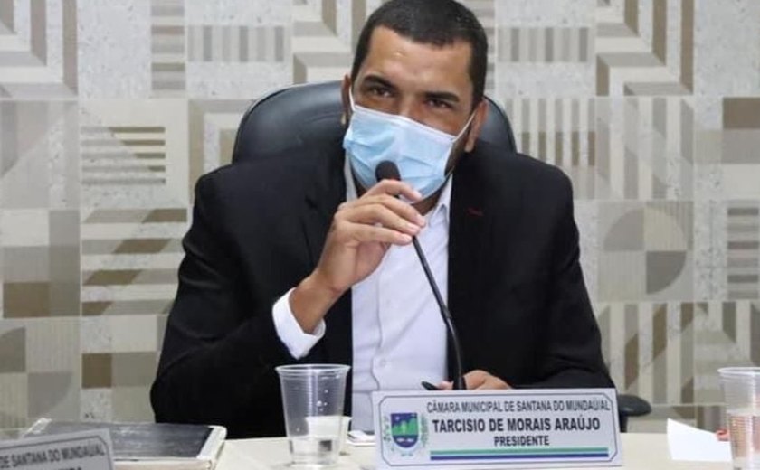 Câmara de Santana do Mundaú antecipa pagamento do 13° salário dos funcionários do Legislativo