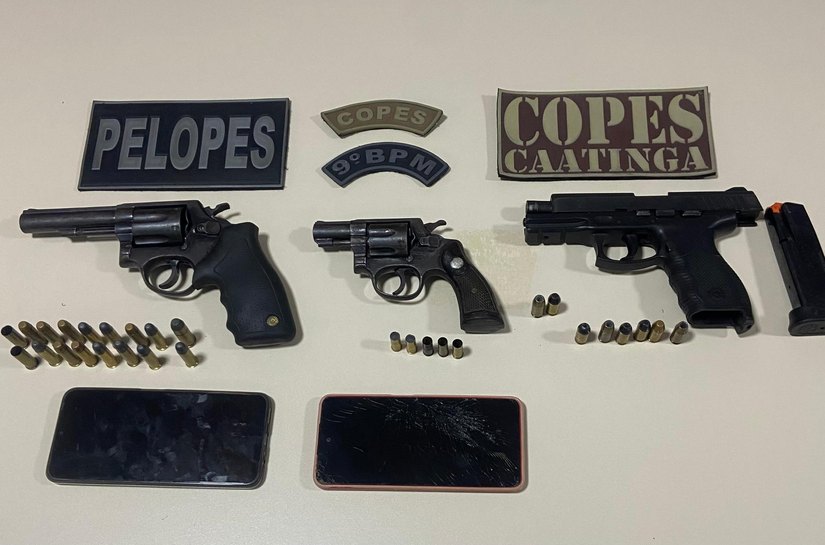 PM apreende três armas de fogo após ter sido recebida a tiros em Delmiro Gouveia