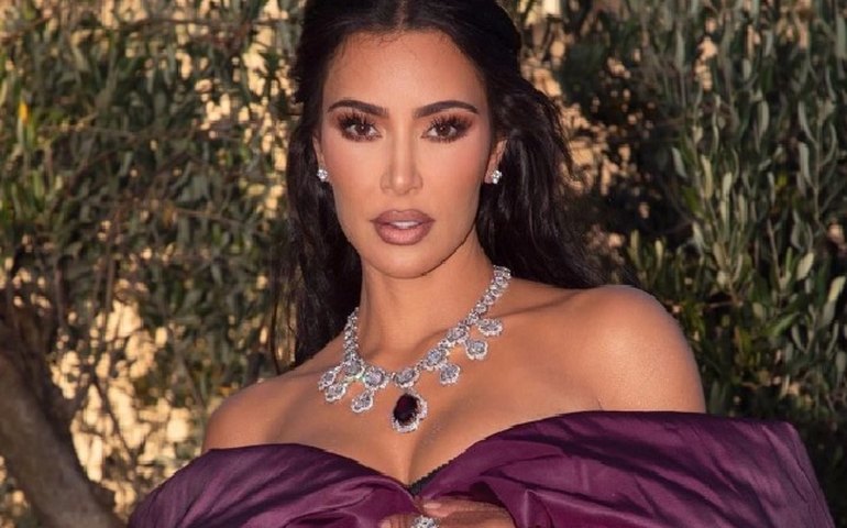 Kim Kardashian dá declaração rara sobre divórcio de Kanye West: 'Algo muda a personalidade'