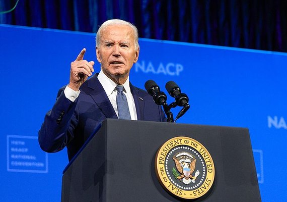 Biden diz que abandonou candidatura para não atrapalhar correligionários