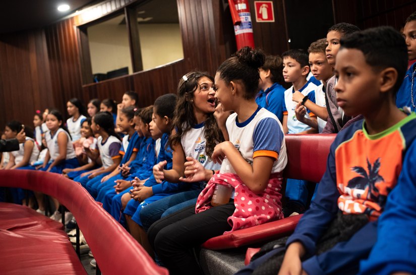 Aula de circo leva alegria e inclusão para estudantes da rede municipal de ensino