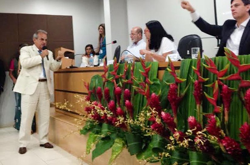 Na AMA, Otávio Lessa reforça convite para treinamento no sistema eletrônico de aposentadorias