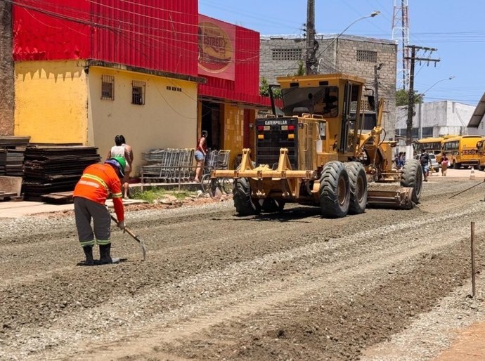 Prefeitura leva novos serviços de infraestrutura ao Vale do Reginaldo