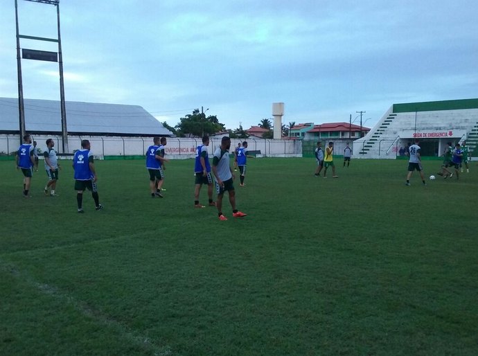 Em tom de despedida, Coruripe encerrou trabalhos com apronto nesta quinta