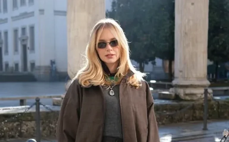 Isa Scherer anuncia terceira gravidez e faz referência a Britney Spears