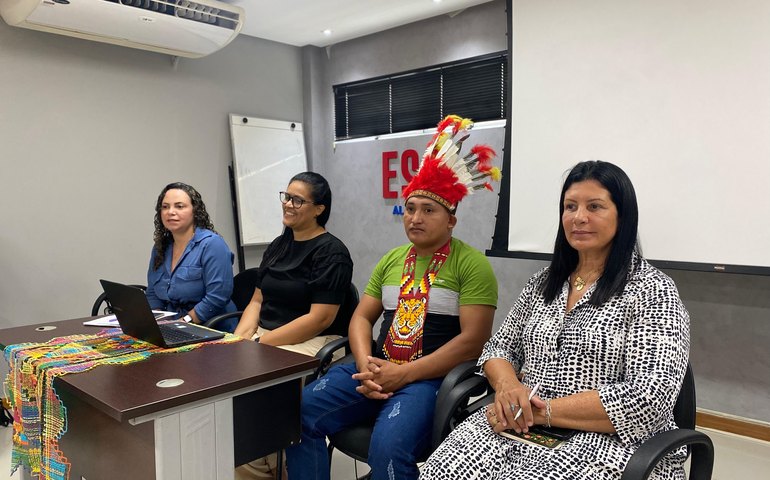 Reunião discute políticas públicas para migrantes e indígenas venezuelanos