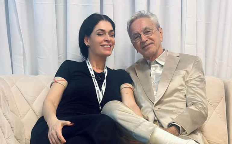 Caetano se declara para Paula Lavigne: 'Voltei para perto dela porque a achei irresistível'