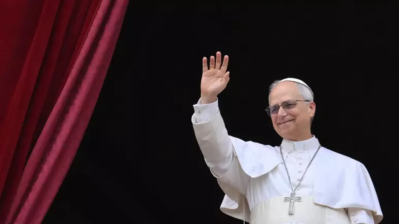 Confira a íntegra da 1ª oração feita pelo papa Leão XIV
