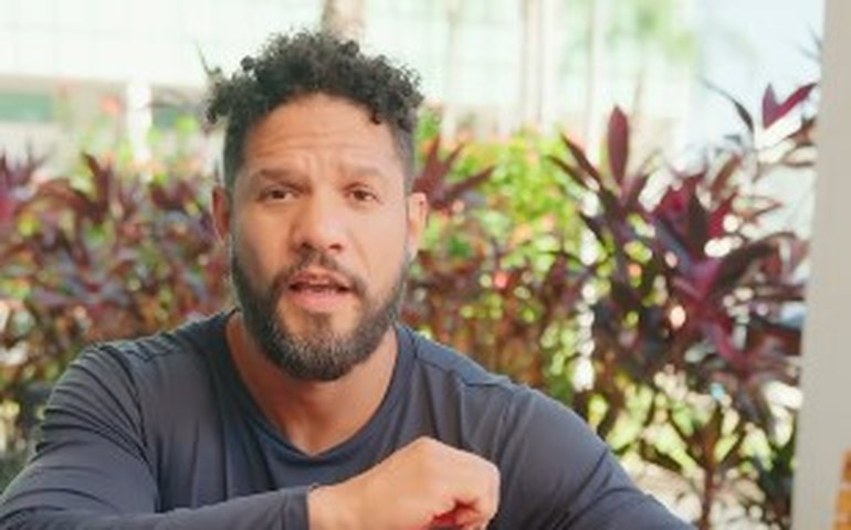 Ex-BBB Juninho se torna segundo perfil masculino mais acessado em site adulto em menos de 24 horas 