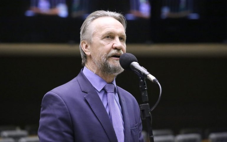 Projeto garante flexibilidade no trabalho a pais de crianças neurodiversas