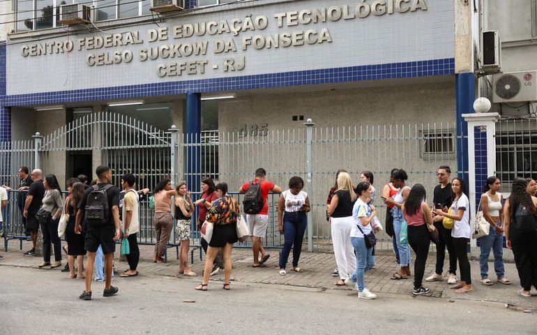Cefet Rio abre inscrições para professores com salários de até R$ 13 mil