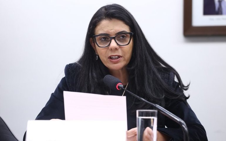 Comissão aprova proibição de nomeação em concurso público de condenados por racismo ou violência doméstica