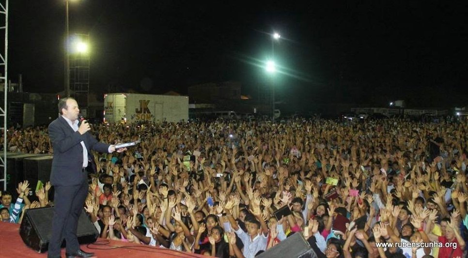 Cruzada com o Evangelista Rubens Cunha - Foto: Divulgação