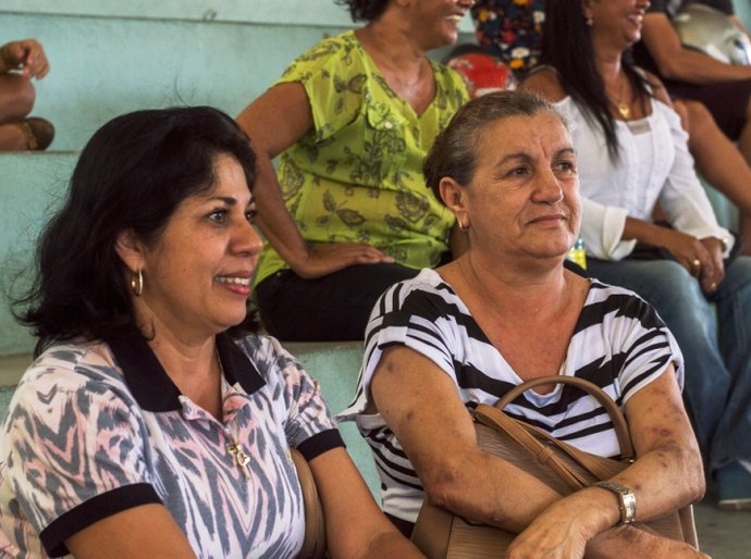 Alunos com deficiência física e intelectual encenam Paixão de Cristo em Arapiraca