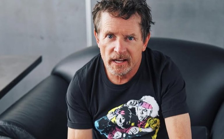 Michael J. Fox volta a atuar na série 'Shrinking': 'Que se dane o Parkinson'