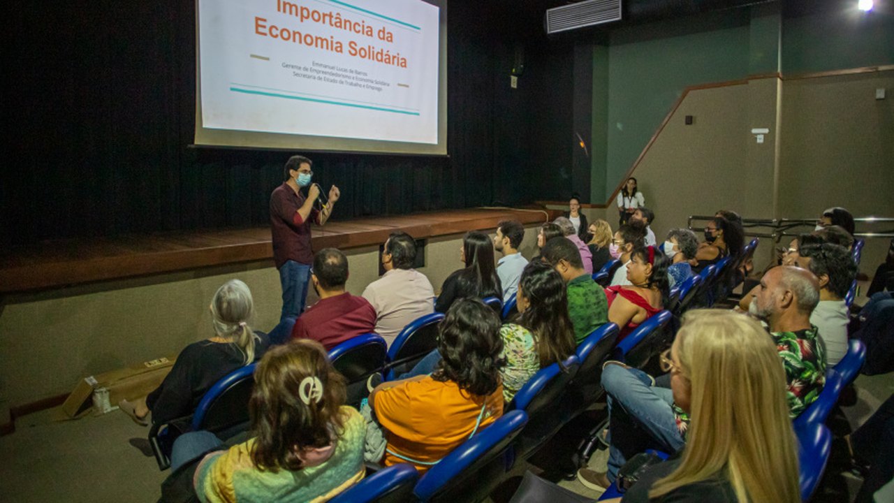 Encontro discute importância da Economia Solidária com empreendimentos de Maceió