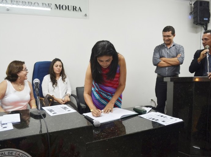 Prefeita nomeia nova coordenadora da mulher de Cajueiro