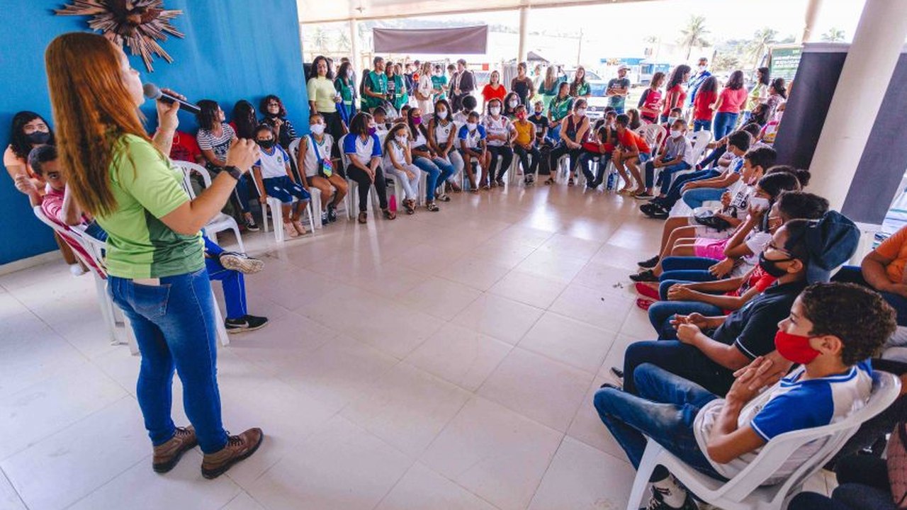 Prefeitura de Maceió participa de ação sustentável no bairro Jacarecica