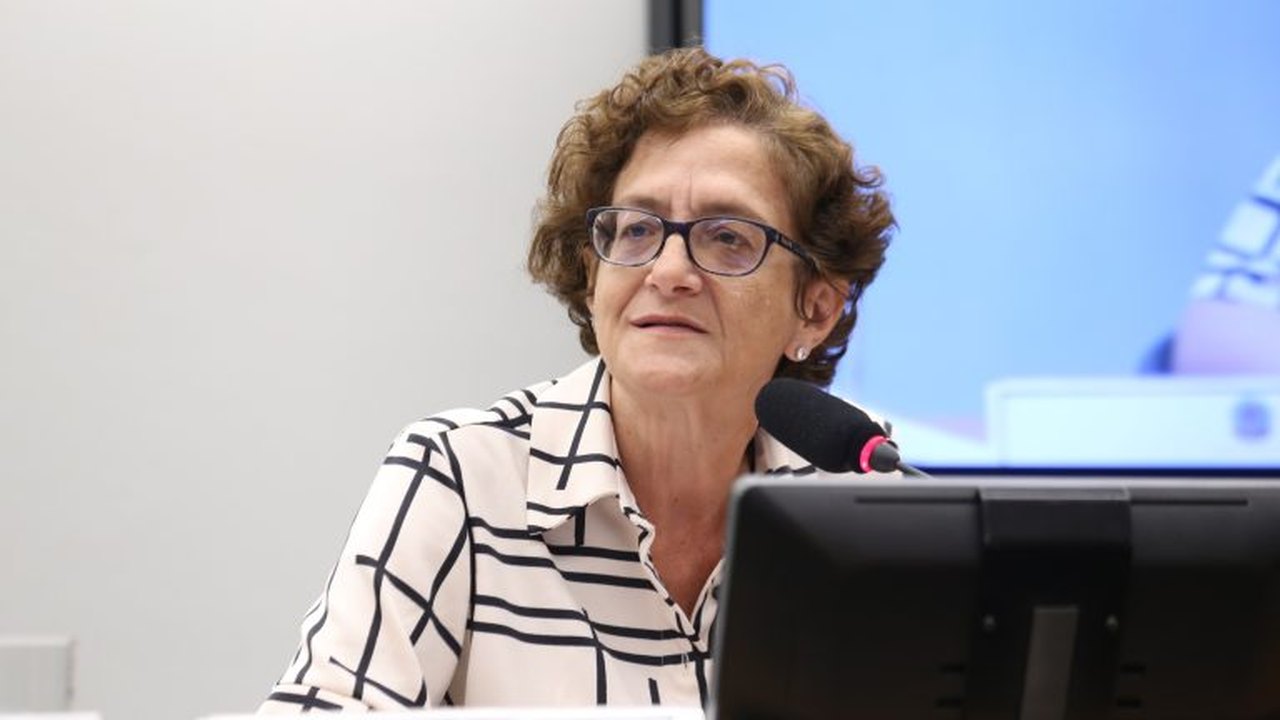 Educação, legislação e convivência entre as gerações podem diminuir preconceito contra idosos