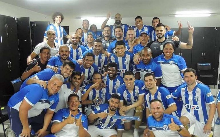 CSA goleia Juventude, garante vice e volta à Série A após 31 anos