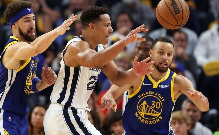Thompson se destaca, Curry decide contra Grizzlies e Warriors vão à final Oeste