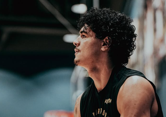 Brasileiro Gui Santos aproveita chance, se destaca e ajuda Warriors em vitória na NBA
