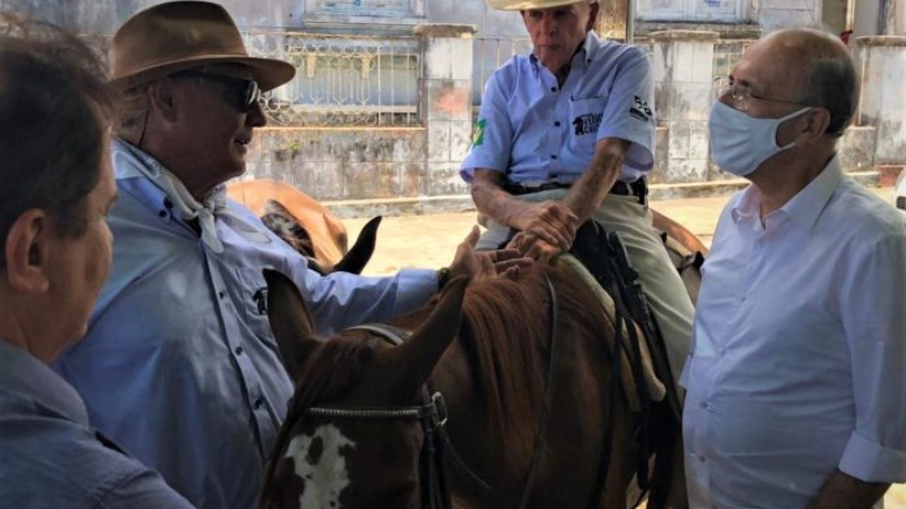 Cavaleiros da Expedição Velho Chico estão em Penedo