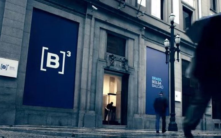 Investidor estrangeiro retira R$ 695,092 milhões na B3 no dia 14