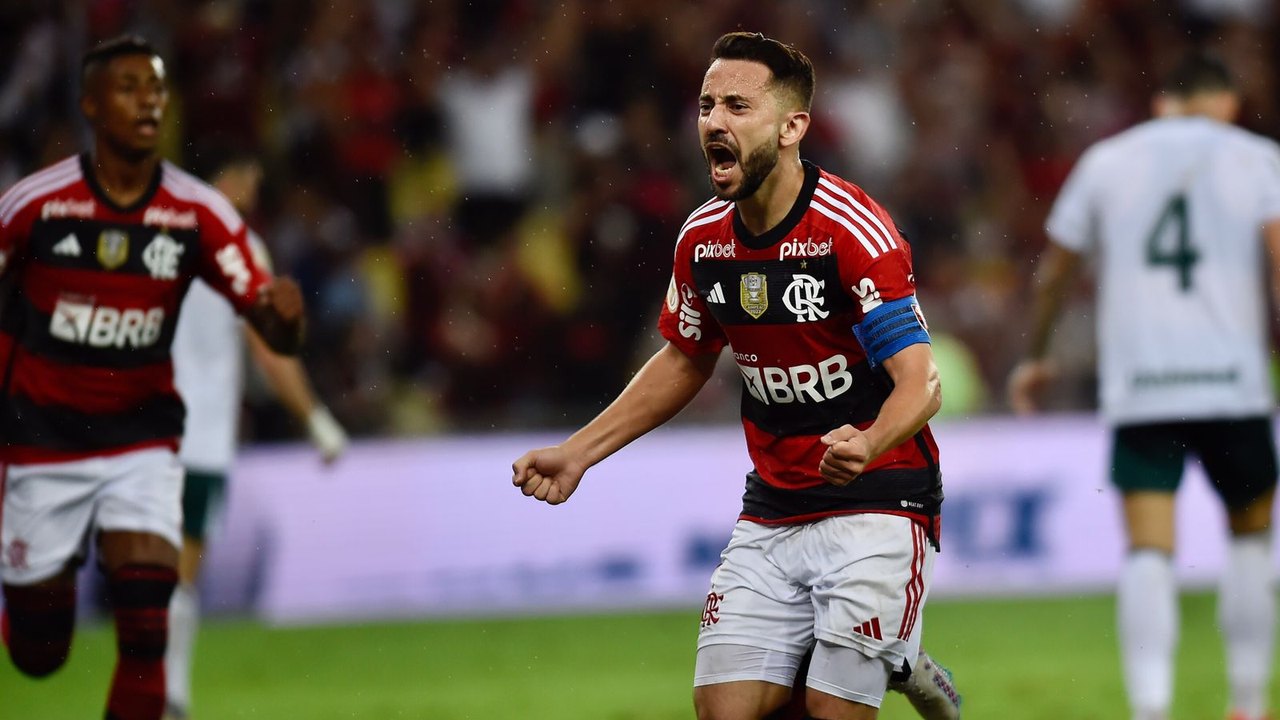 Flamengo derrota o Goiás e faz as pazes com a torcida no Maracanã