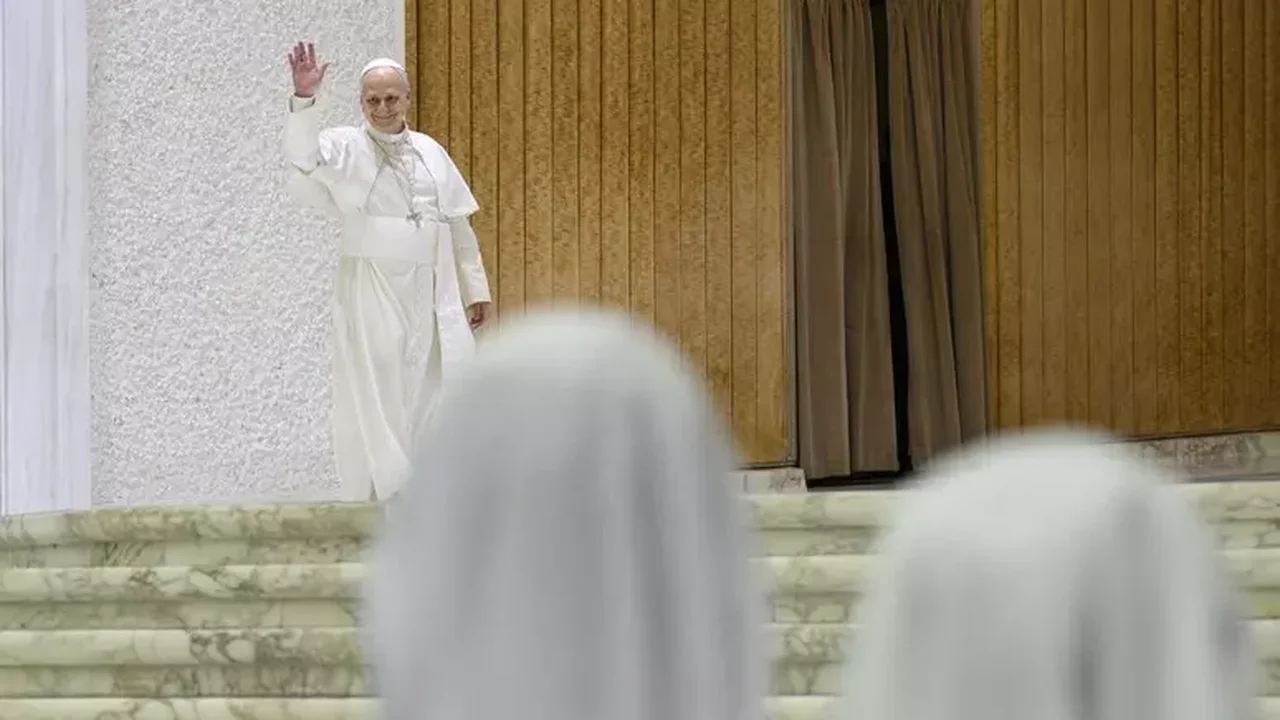 Papa Leão XIV recebe grupo católico dedicado ao acolhimento de homossexuais