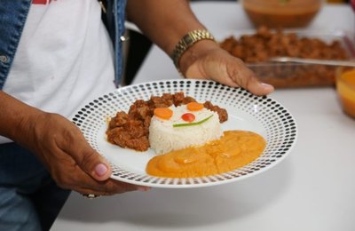 Secretaria de Educação de Marechal realiza concurso culinário com merendeiras da rede pública