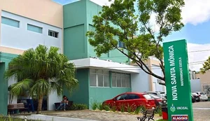 Vídeos divulgados desde maio mostram pacientes acomodadas em corredores, poltronas e espaços improvisados da Santa Mônica. - Foto: Assessoria
