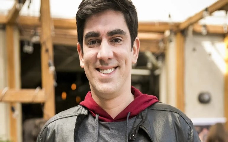 Adnet revela ter sofrido abuso sexual e que foi salvo de um estupro pelo avô