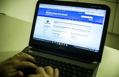 Receita paga hoje R$ 2,7 bilhões em restituições do Imposto de Renda