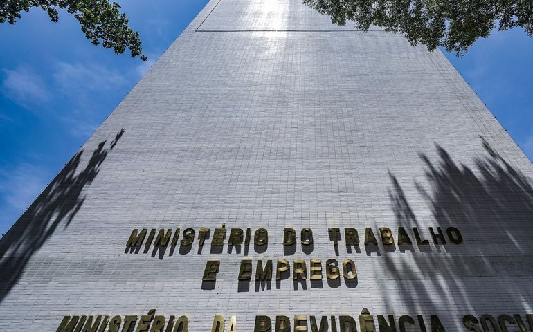 MP transfere gestão do seguro-defeso para o Ministério do Trabalho