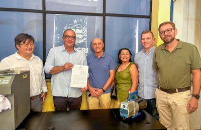 Seagri entrega equipamentos para contribuir com pesquisas de biotecnologia vegetal da UFAL