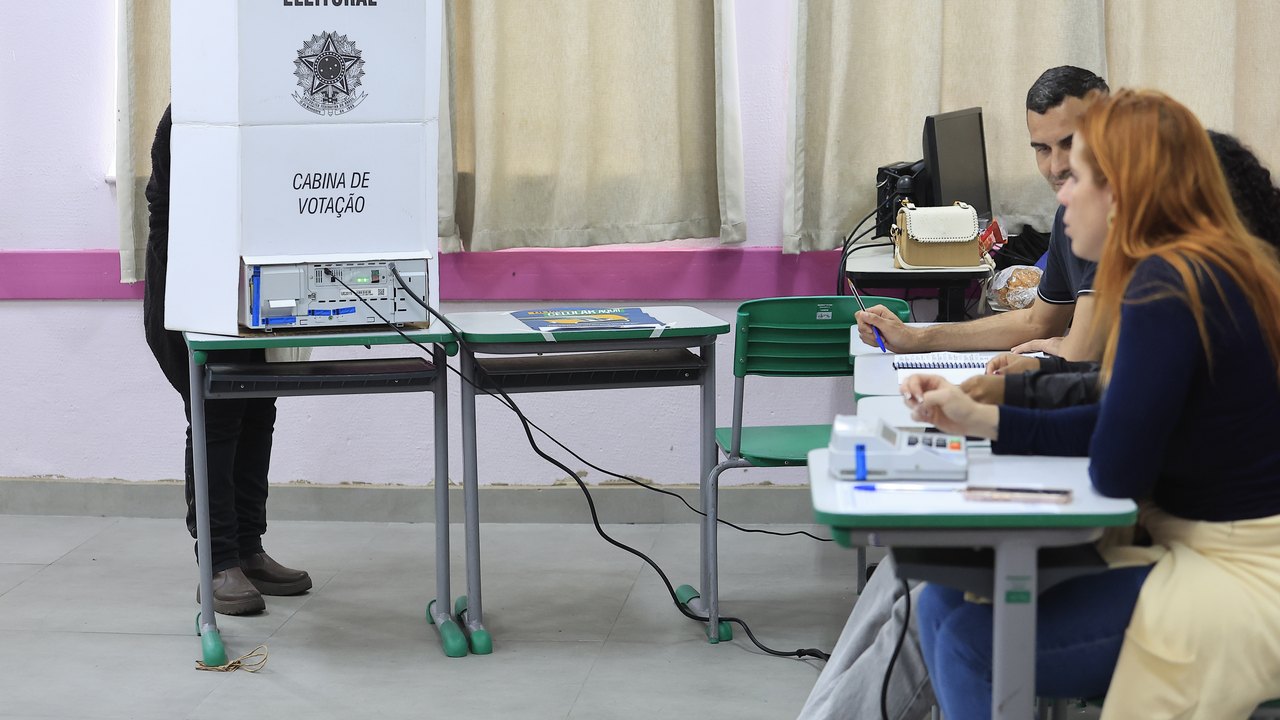 TRE-SP afirma cumprimento de decisão de Zanin sobre horário de votação