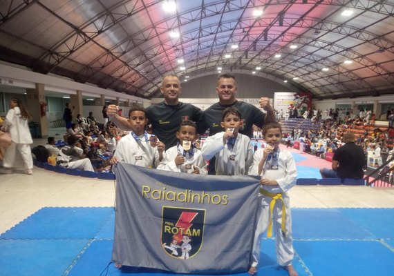 Crianças do Projeto Raiadinhos são medalhistas em campeonato de Taekwondo no Rio Grande do Norte