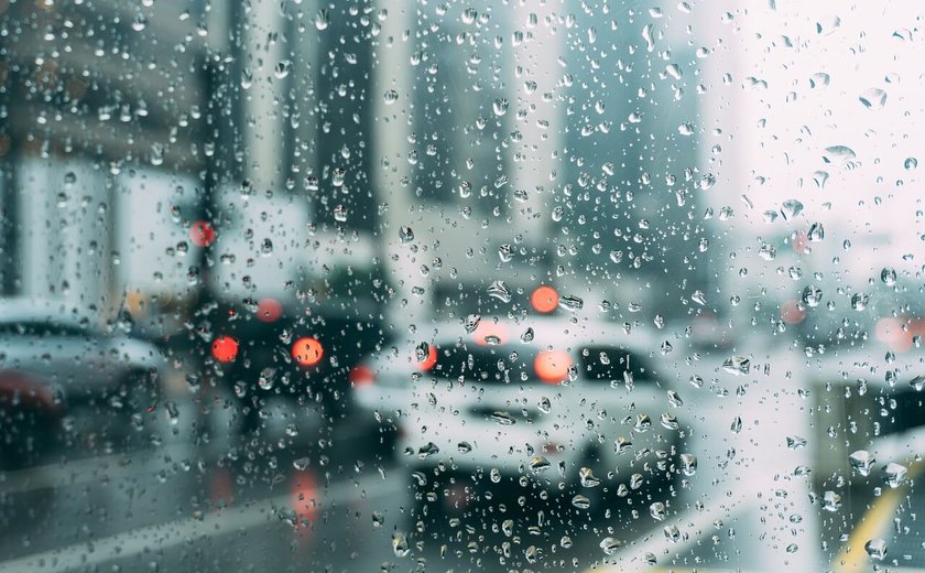 Semarh emite novo alerta para possíveis chuvas em Alagoas nos próximos dias