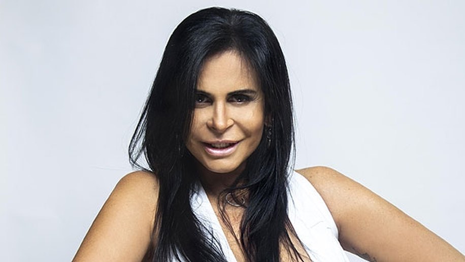 Gretchen desabafa sobre críticas recebidas na web: "ridículos"